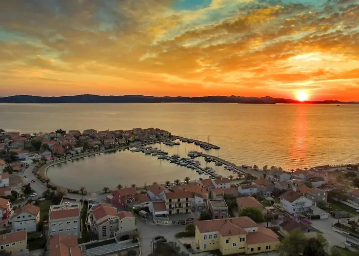 Apartamento With A Parking Space Bibinje, Zadar - 12160